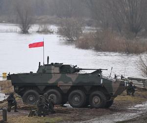 Okolice Korzeniewa w woj. Pomorskim. Przeprawa wojsk przez Wisłę