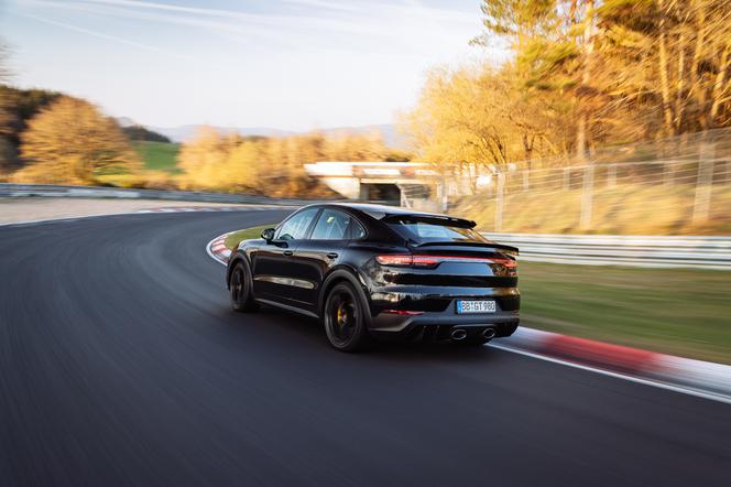 Porsche Cayenne zdobyło Zielone Piekło