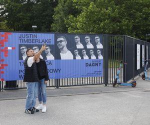 Koncert Justina Timberlake'a w Warszawie - fani pod PGE Narodowym
