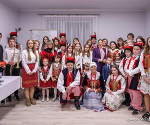 Marta Nawrocka spotkała się z młodymi gospodyniami