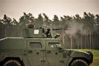 Chrzest ogniowy lekkich pojazdów 4x4 Legwan. Pierwsze ostre strzelanie na poligonie