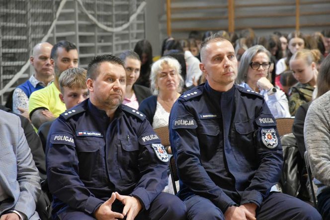 Dominik Dąbrowski spotkał się z młodzieżą III LO w Grudziądzu cz. I