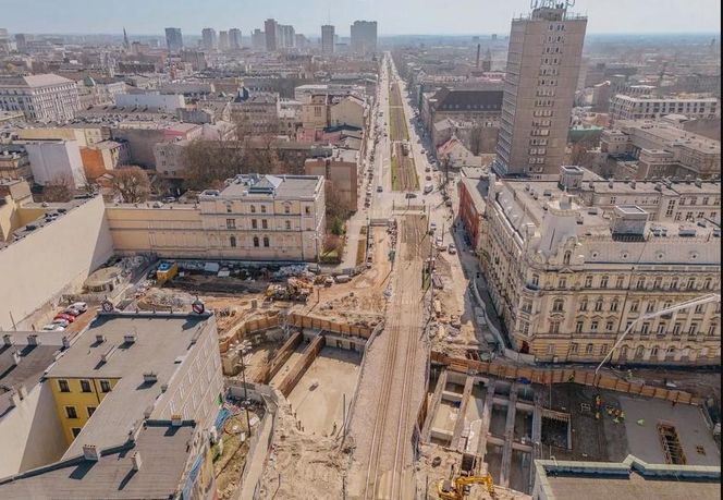 Budowa tunelu kolejowego i przystanku Śródmieście w Łodzi (marzec 2025)
