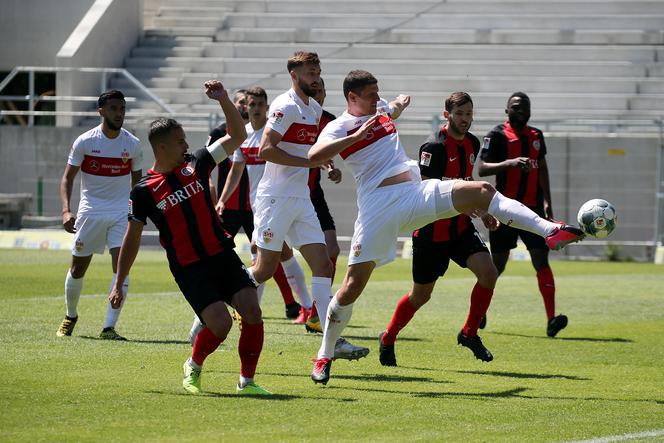 Wehen, którego kapitanem jest Polak, Sebastian Mrowca, tydzień temu sensacyjnie pokonało VfB Stuttgart.