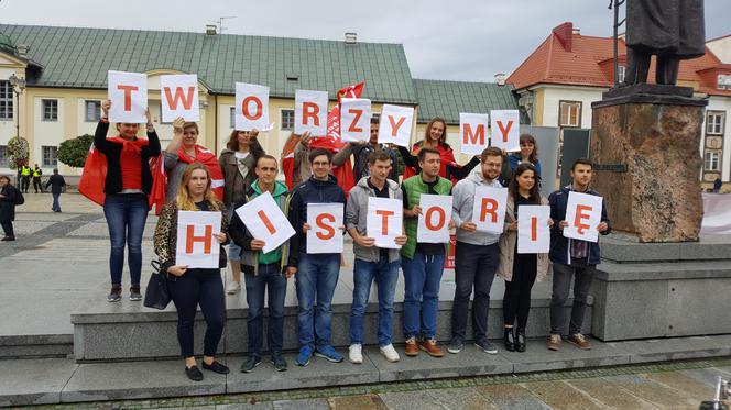 Niezwykła studniówka w samym sercu Białegostoku. Dołącz w słusznej sprawie! [SZCZEGÓŁY]