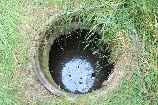 Ich synek utonął w studzience. Rodzice Szymona otrzymają zadośćuczynienie od miasta