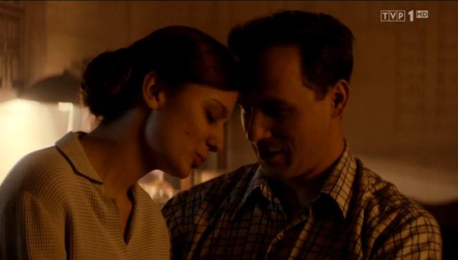 	Stulecie Winnych 2 sezon odc. 25. Ania (Weronika Humaj), Michał (Stefan Pawłowski)