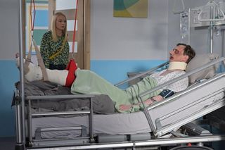 Pierwsza miłość - Fryderyk zostaje dotkliwie pobity! Czy za wszystkim stoi zazdrosny Bartek?