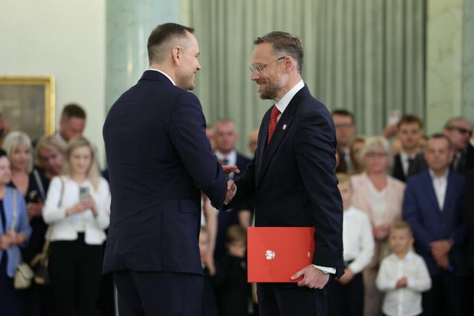 Powołanie ministrów w kancelarii Nawrockiego