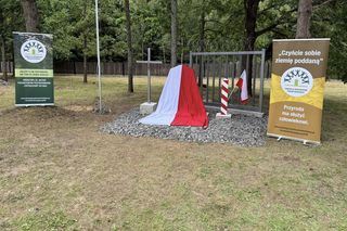 Młody żołnierz zginął na granicy z Białorusią. Odsłonili pomnik na jego cześć. „Niech będzie symbolem”