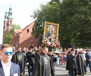 Tysiące kobiet i dziewcząt na pielgrzymce do Piekar Śląskich. Jestem w Kościele, więc idę