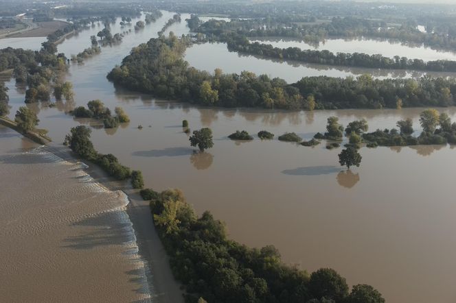 Wrocław robi rezerwy wody. „Potrzebne mogą być beczkowozy” 