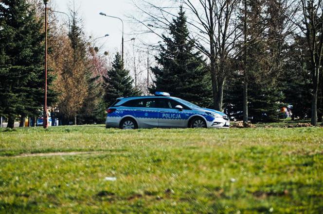 Protest przed szpitalem w Łomzy - NIE dla szpitala zakaźnego