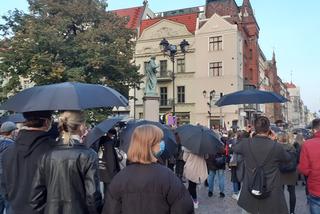 Kolejny czarny spacer w Toruniu