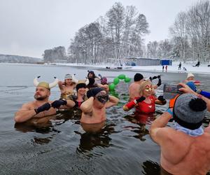 Morsowanie w Żorach. Mors Torpeda na kąpielisku Śmieszek