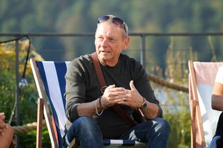 Kim jest Adam? To on zastąpi Edmunda w Sanatorium miłości. 