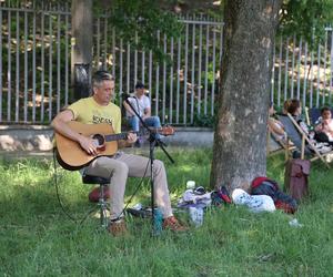 Pierwszy tegoroczny „Brunch pod chmurką” w Lublinie za nami. Było dobre jedzenie, muzyka i prelekcje