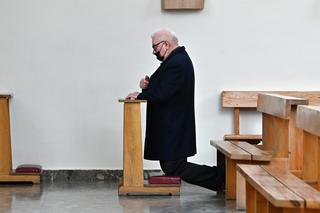 Lech Wałęsa jako prezydent prestiżowo odznaczył abp Głódzia. Niesamowite, jak się z tego tłumaczy