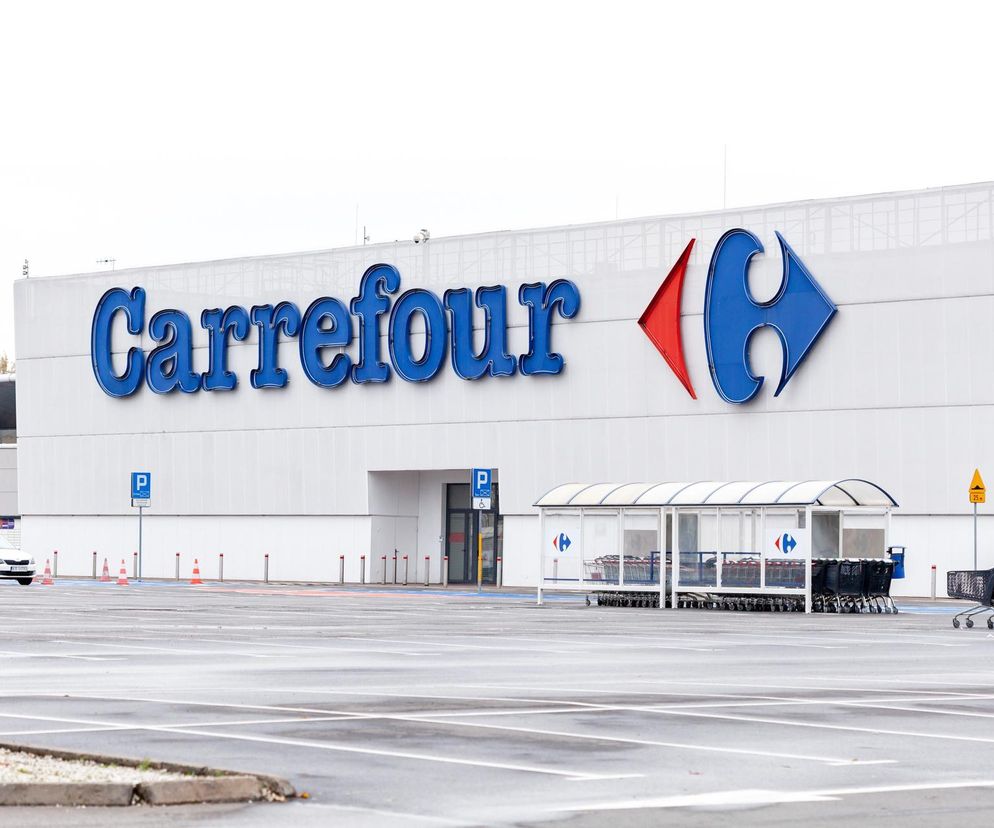 Carrefour - godziny otwarcia w okresie świątecznym 2025. Sprawdź, kiedy sklepy są czynne