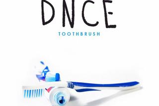 Gorąca 20 Premiera: DNCE - Toothbrush. Lepsze od Cake By The Ocean?