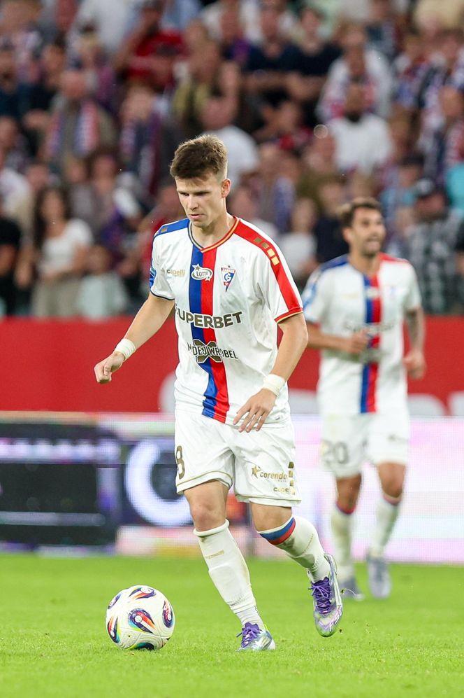 Górnik Zabrze liderem Ekstraklasy po wygranej z Widzewem. Zadecydował gol w końcówce
