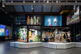 Życie w Architekturze 2025. Hol wejściowy w Aquaparku Fala. RWSL