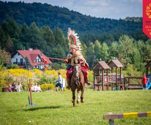 Juromania 2024. Święto Jury Krakowsko-Częstochowskiej zabierze nas do Krainy Baśni i Legend