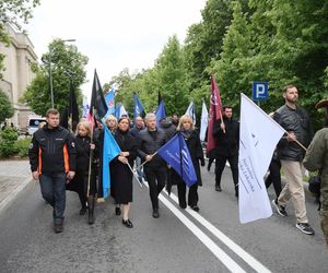   Razem przeciw przemocy. Medycy protestują w Warszawie