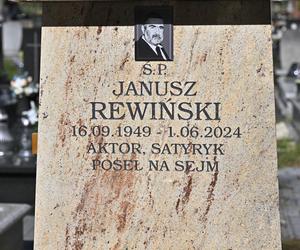 Janusz Rewiński grób