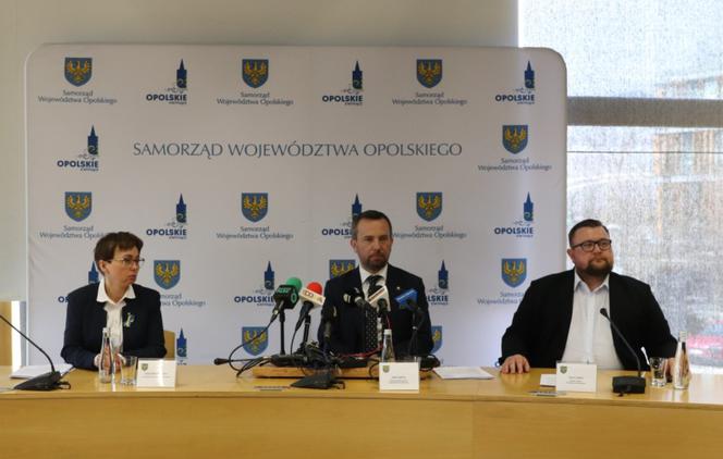 Opole: Nadzwyczajna sesja sejmiku. Miliony dla Ukrainy, jeden zostanie w regionie!