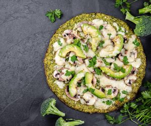 Dietetyczna, kolorowa i pyszna. Takiej pizzy jeszcze nie jadłeś 