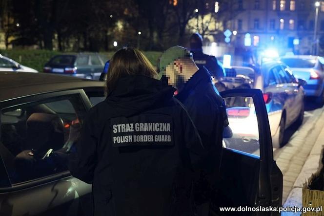Taksówkarz podejrzany o przestępstwa seksualne został zatrzymany 