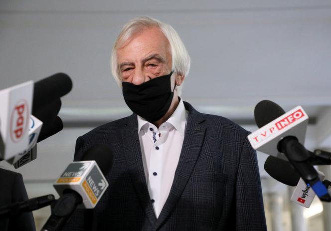 ZAMIESZANIE w Sejmie! Obrady odłożone. Terlecki grzmi: Obstrukcja!