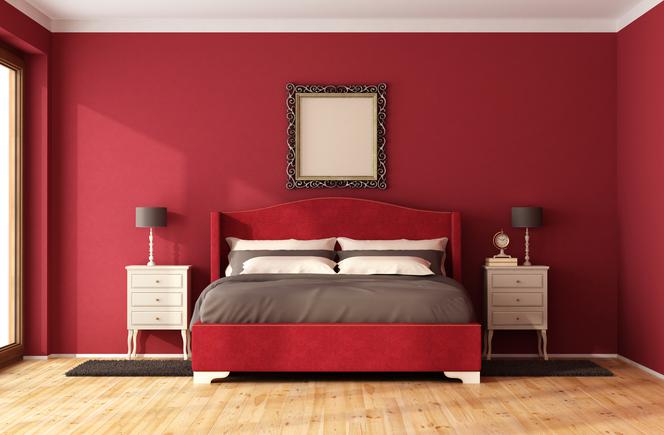 Kolor czerwony w sypialni