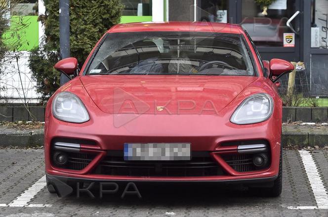 Agnieszka Radwańska i jej Porsche Panamera Turbo