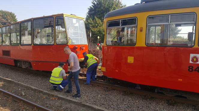 Tramwaj zderzył się z betoniarką