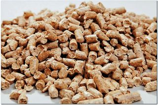 Ceny pelletu w Polsce w grudniu 2025 r. Ile za pellet w hurtowniach, marketach i u producentów?