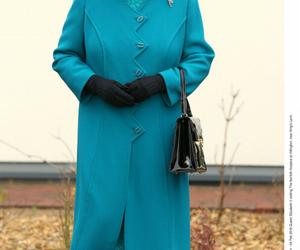 Królowa Elżbieta II i jej stylizacje