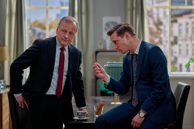 Na Wspólnej odc. 4063. Darek Żbik (Michał Mikołajczak), Andrzej Zakościelny (Dariusz Niebudek)