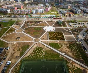 Park przy pl. Papieskim w Sosnowcu prawie gotowy. Trwają ostatnie prace