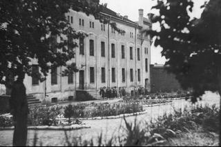 Historia tego więzienia przeraża! Jęki kobiet było słychać w każdej celi 