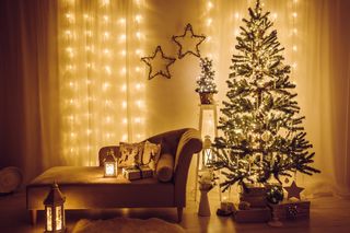 Świąteczna aranżacja okien