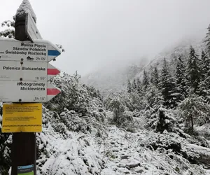 W Tatrach nastała zima. Na Kasprowym Wierchu jest już 17 centymetrów białego puchu [ZDJĘCIA]