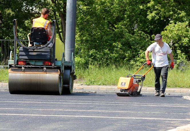Wielka ofensywa Tramwajów Warszawskich. Tramwajarze remontują i budują jak szaleni
