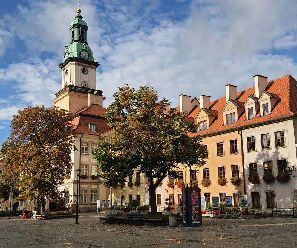 Idealne miasto na jesienny weekend na Dolnym Śląsku. Wskazał je ChatGPT 