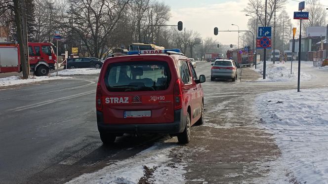 Łódź. Wybuch gazu w dwóch budynkach. Ludzie przymusowo ewakuowani [ZDJĘCIA].