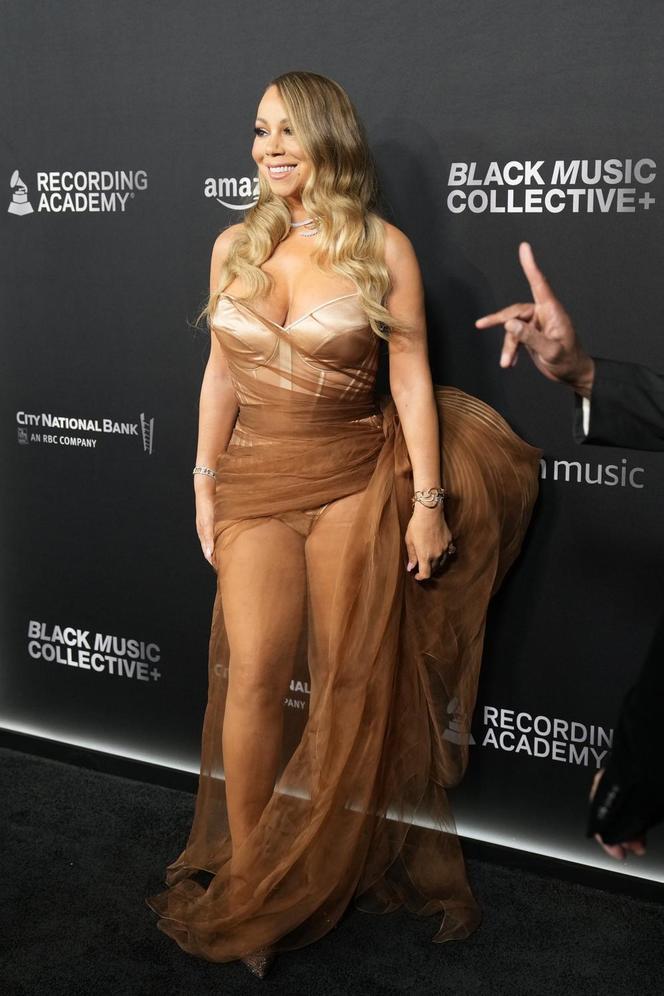 Wpadka Mariah Carey na czerwonym dywanie