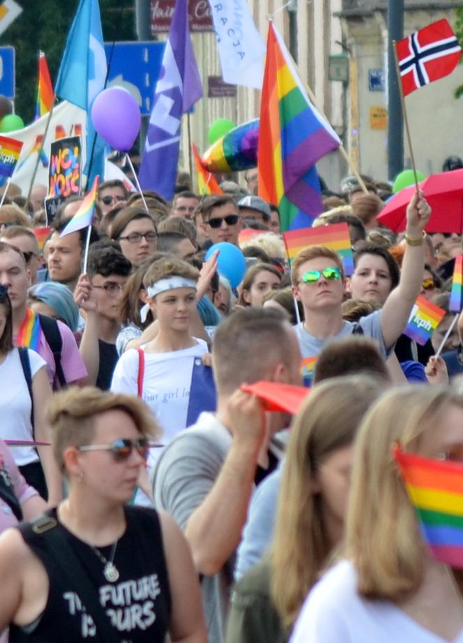 Marsz Równości przejdzie przez Kraków. Tak wyglądały poprzednie parady LGBT