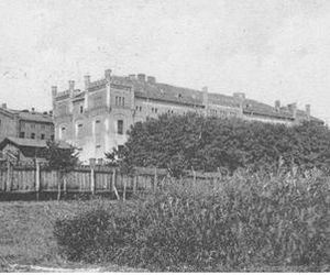Dziś to najpiękniejsze więzienie w Polsce. Tak wyglądało 100 lat temu