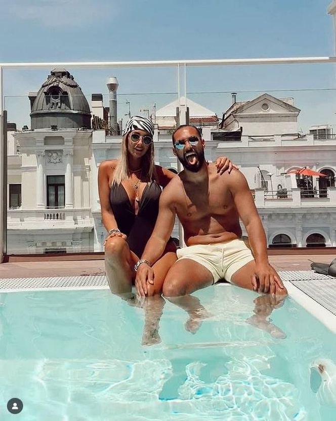 Sheyla Felguera, Ivi Lopez